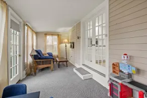 Civil War Era Home, w/ King Bed, Finger Lakes, Hot Tub & GAME ROOM  - Image 4