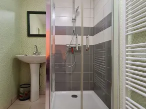 Charming Ground-Floor Apartment in Historic Village Near Nancy & Metz - Image 2
