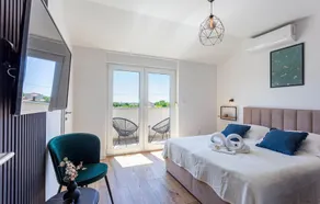 Beautiful Home In Marcana - Image 2