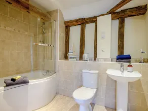 3 bedroom accommodation in Tacolneston, near Wymondham - Image 4