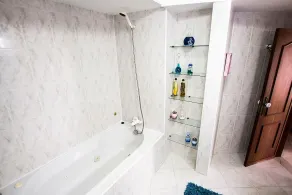 Apartamento com Dois Quartos e Piscina em Condomínio Privado. A 10 Min. da Praia - Image 5
