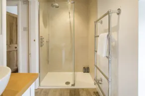 Beautiful Cotswolds cottage in Charlbury - perfect for groups/families, sleeps 7 - Image 2