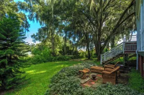 Oakland Manor House - Image 4