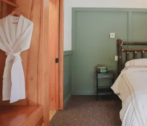 NEW! Romantic Spa Suite with Fireplace & Den - Image 3