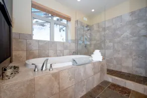 Two Bedroom Premium with two bathrooms two fireplaces - Image 3