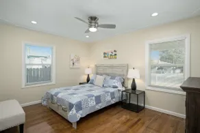 Comfy, Upgraded 3B/1Bth w Great Access to Airport - Image 4