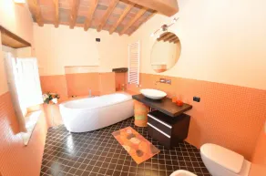 Country House / Farm House in Vicopelago with 4 bedrooms sleeps 10 - Image 2