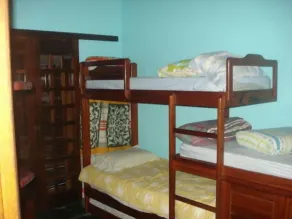 Maison avec piscine Ubatuba-Horto-Condominio Fermé-1suite + 2dorm = 9 personnes - Image 4