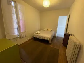 Cozy detached house 1 km from Paris - Image 5