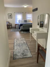 🔥Warm, Spacious, Free Wine🍷Entire Apt, Self CheckIn! - Image 5