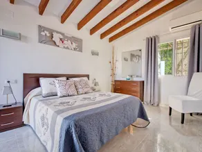 Beautiful private villa with private pool, WIFI, A/C, TV, terrace, pets allowed and panoramic view - Image 4