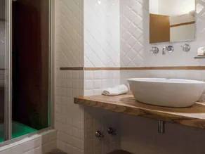 Family Escape With Pools and Sauna - Image 4