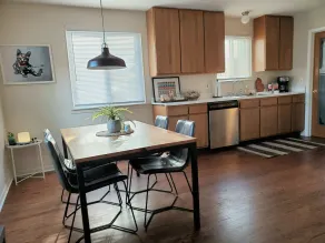 Lovely Single Story 4 bedroom Home Near Downtown Royal Oak! - Image 5