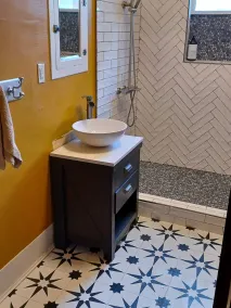 Historic, Cozy Home in the Heart of Town - Image 4