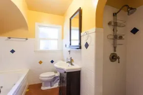 Best Location - Walk to Downtown Willow Glen - Cozy Covered Balcony - Image 5
