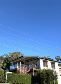 1 Hour from Sydney 500 meters to Terrigal beach, restaurants and night life. - Image 3