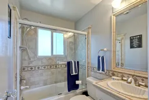 *NEW*Fantastic Location! Large Balcony Overlooking Yacht Club. Walk to Hotel Del - Image 2