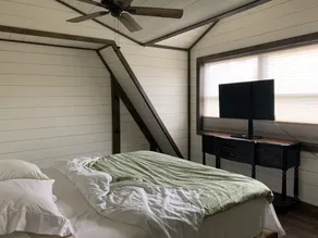 Clean and cozy total eclipse retreat, perfect for enjoying the Adirondacks! - Image 5