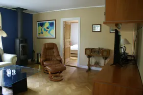 Belle maison suédoise authentique dans un environnement paisible et calme, à proximité de la forêt. - Image 2