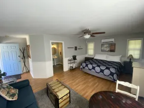 Large king guest room with private entrance and bathroom. - Image 3