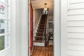 West Park/Esopus Victorian - 2 King and 1 Queen Bed - Image 2