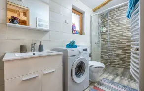 Nice home in Begovo Razdolje with WiFi and 3 Bedrooms - Image 2