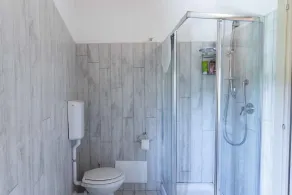 Apartamento vacacional en zona tranquila - Image 2
