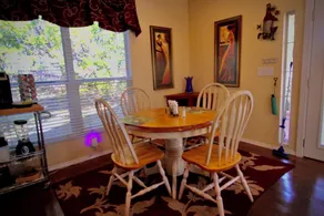 Romantic Getaway Cottage with Hot Tub and Resort Amenities - Image 5