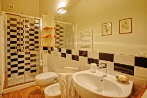 Smuk privat feriebolig med klimaanlæg, privat pool, WIFI, TV og panorama udsigt, nær ved Arezzo - Image 2