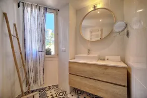 Upstays - Sea view apartment - 3 min from beach - Image 3