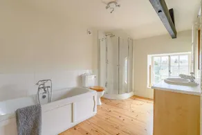 Large friendly holiday cottage near to Kingham, Daylesford and Stow on the Wold - Milton House - Image 3