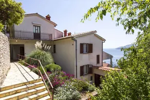 Holiday apartment with sea view - Image 5