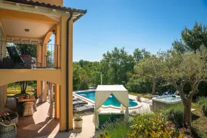 Spacious holiday house - pool / jacuzzi / sauna / playground / 8+2 - Image 4