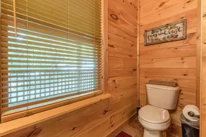 THREE BEARS CABIN, PRIVATE MOUNTAIN GETAWAY - Image 3