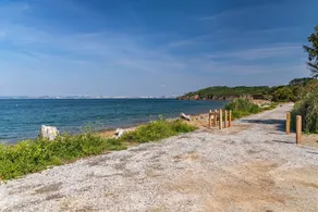 Chalet 'Avec Jardin Vue Mer 100m' avec vue sur mer, terrasse privée et jardin privé - Image 4