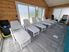 Vacation rental for 8 to 13 people with a heated indoor pool - Image 3