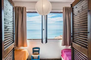 Sunny Beachfront Home - Image 4