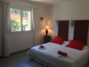 Villa 6 - 8 personnes avec piscine privée chauffée à Porto Vecchio - Image 4
