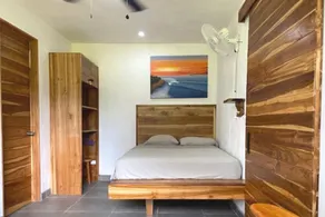 Pavones Estate - 4 Separate Units, 12 beds, Modern, Clean, AC, Hot Water, Wi-Fi. - Image 5