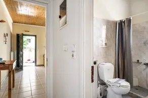 Apartment \"Lefkothea 1\" with Sea View, Balcony & Wi-Fi - Image 3