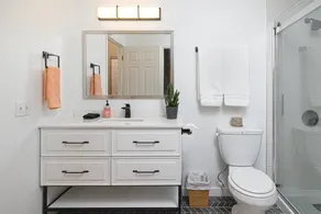 Contemporary Turnagain Townhome - Image 5