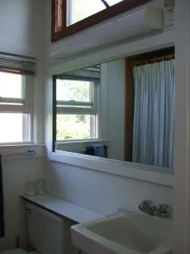 Lovely 2-Story Seaview Family Home - central AC, Decks, Garden, Porch - Image 3