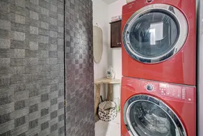 Claimjumper Condo - Hot Tub, Pool, Bus Route, Free Parking - Image 2