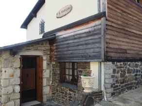 Peaceful stay in the heart of a mountain village, with views of the Pyrenees. - Image 5