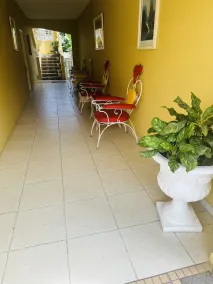 Near Ocho Rios/AC/Balcony/Hot Water/Quiet/1 Bed/10A - Image 4