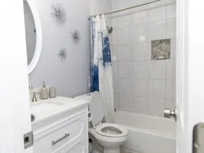 Remodeled Home In the Heart of the City, Minutes from Everything! - Image 4