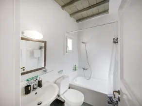 Villa in Mykonos near Agios Sostis Beach - Image 4