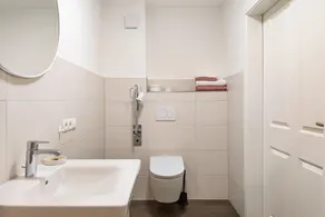 Ferienwohnung 'Zimis Hofnest' mit Bergblick, privater Terrasse und Wi-Fi - Image 5