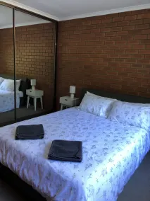 Family friendly apartment 5 min drive to Canberra City - Image 5