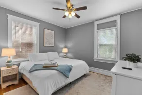 Spacious 2 BR Balcony Hideaway - Image 3